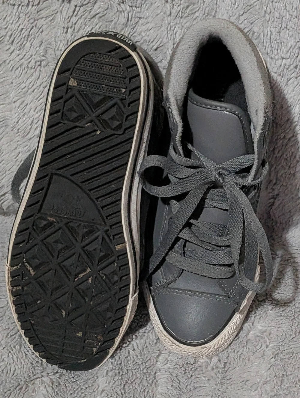 Converse Big Kids' Leather Gray All Star High-Top Sneakers Size 4